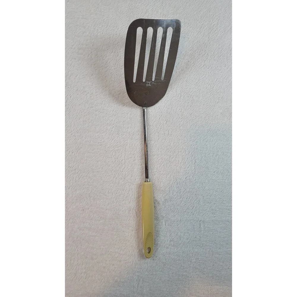 Vtg Chromium Plated Ekco USA Slotted Spatula Beige Handle -‎ Very Good Condition
